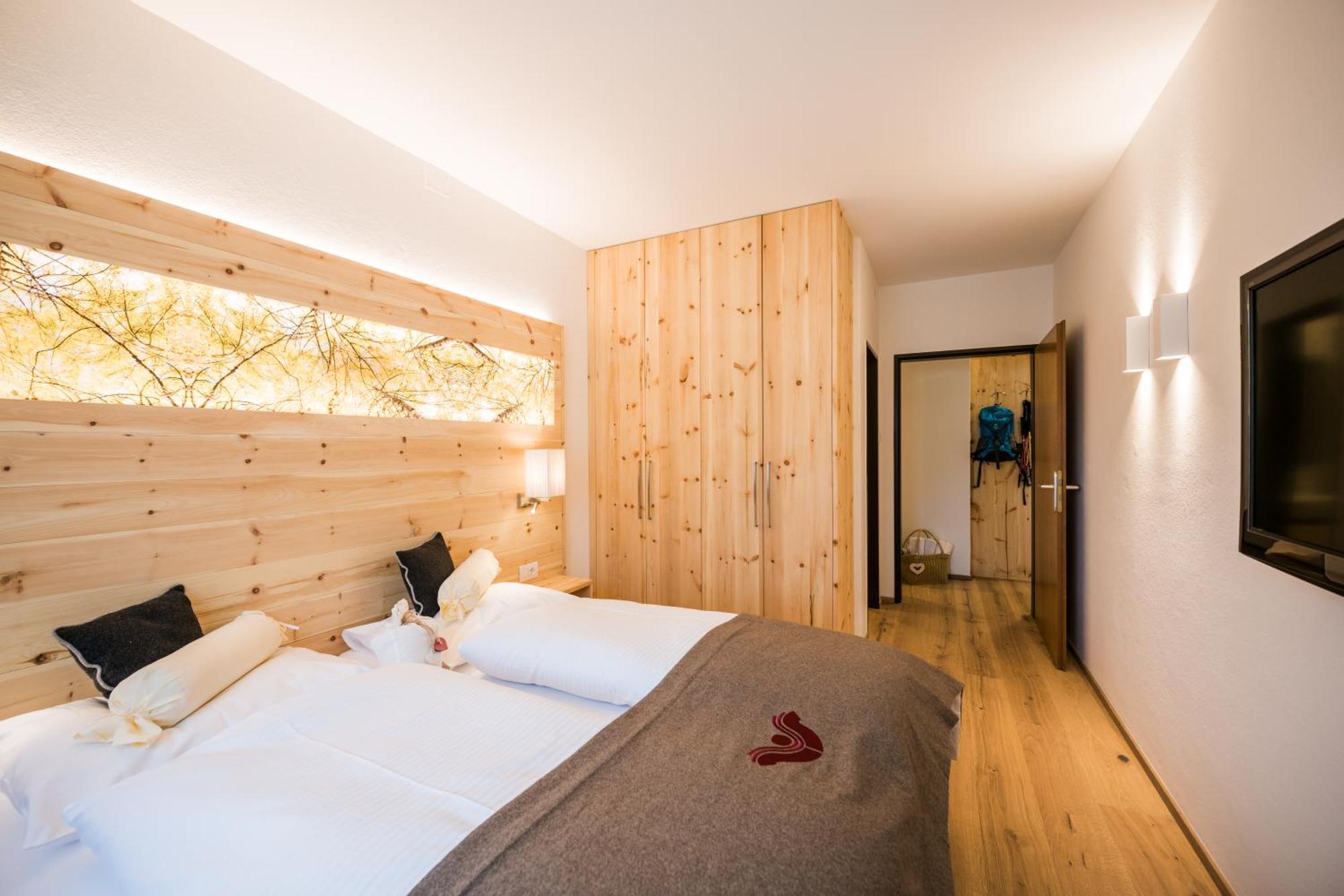 Apartments Drei Zinnen San Candido Pokoj fotografie